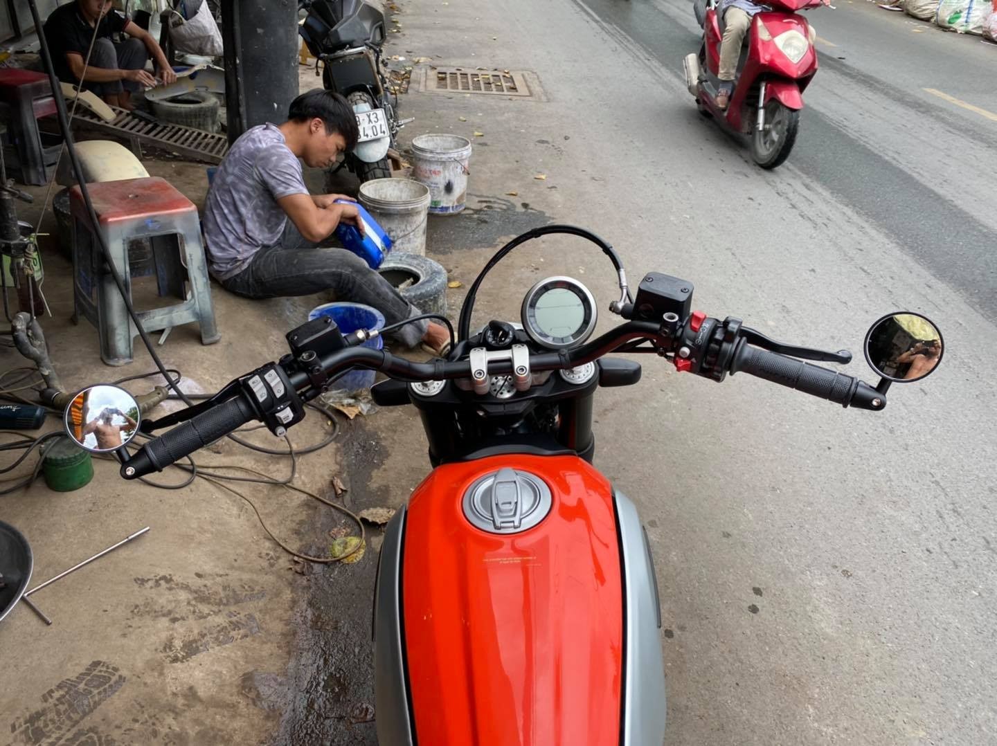 Ghi Đông Xe Ducati Scrambler made by Tự Thanh Đa